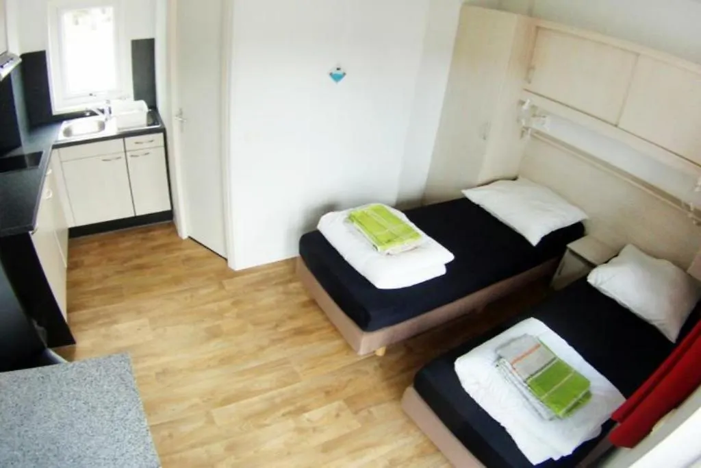Genua - Studio Mit Sandstrand & Seeblick Nahe Rhein-Main Und Spessart Kahl am Main Apartment